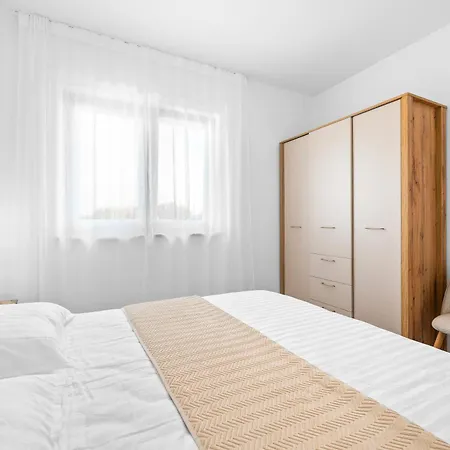 View Apartment *